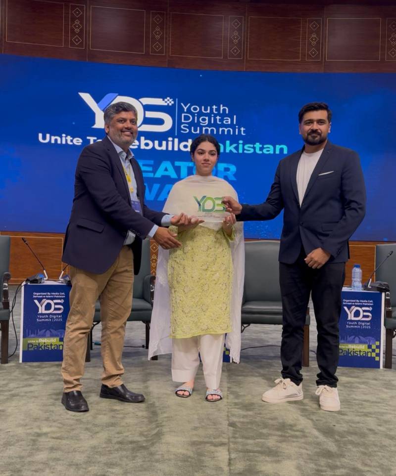 15-year-old Arba Tanvir wins creators award for ‘Lahore Cares’ at Youth Digital Summit 2025