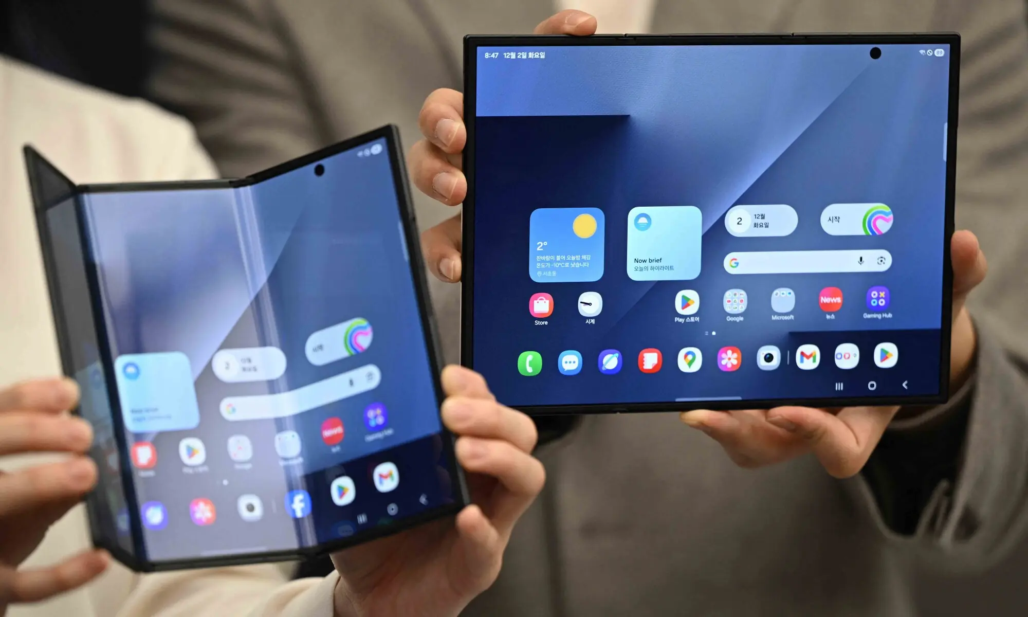 Samsung unveils first ‘special edition’ triple-folding phone