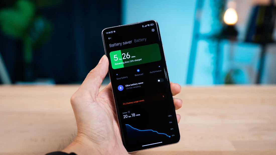 Why Big Brands Still Avoid Massive Smartphone Batteries?